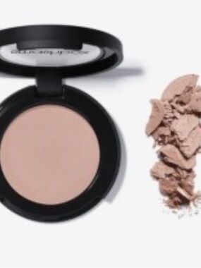 Smashbox eyeshadow in hang